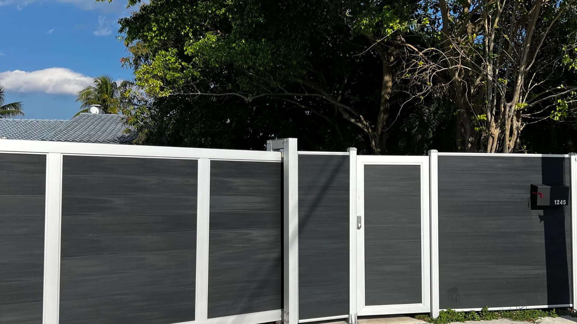 Charcoal WPC gate with white aluminum frame